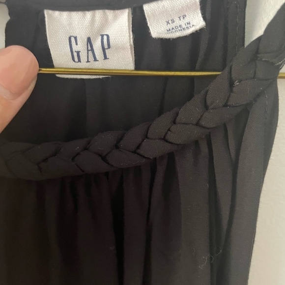 Black shorts romper - Picture 2 of 3